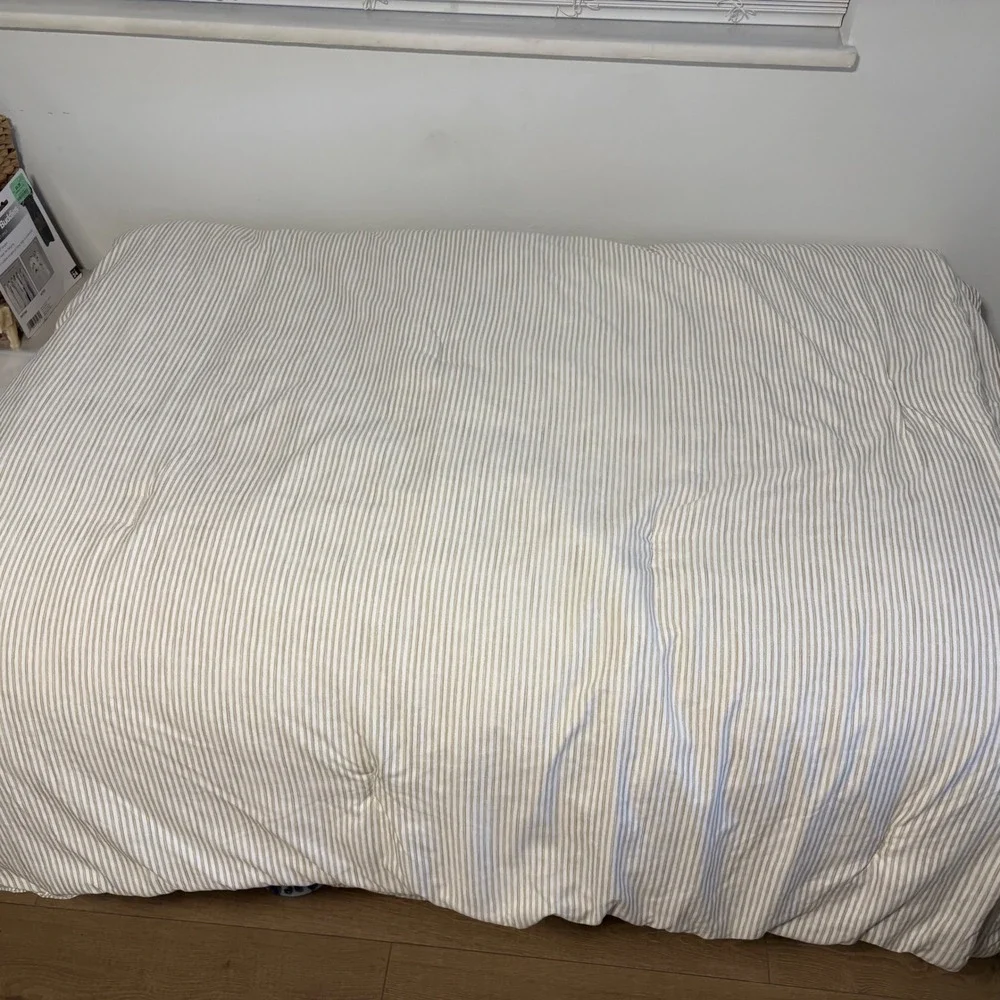 Tommy‎ Bahama Home King Comforter Tan White Striped Coastal Bedding 108x90